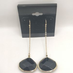 🎉3x$20
Black onyx earrings with gold inlay